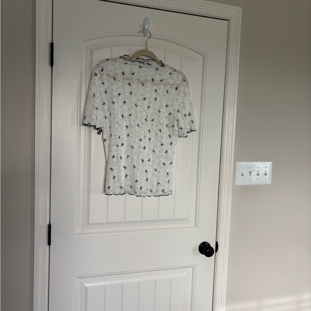 DAVI & DANI White Star Print Tops